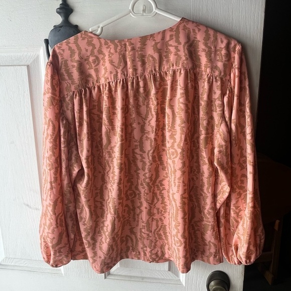 Elizabeth and James Coral Blouse - Picture 4 of 5